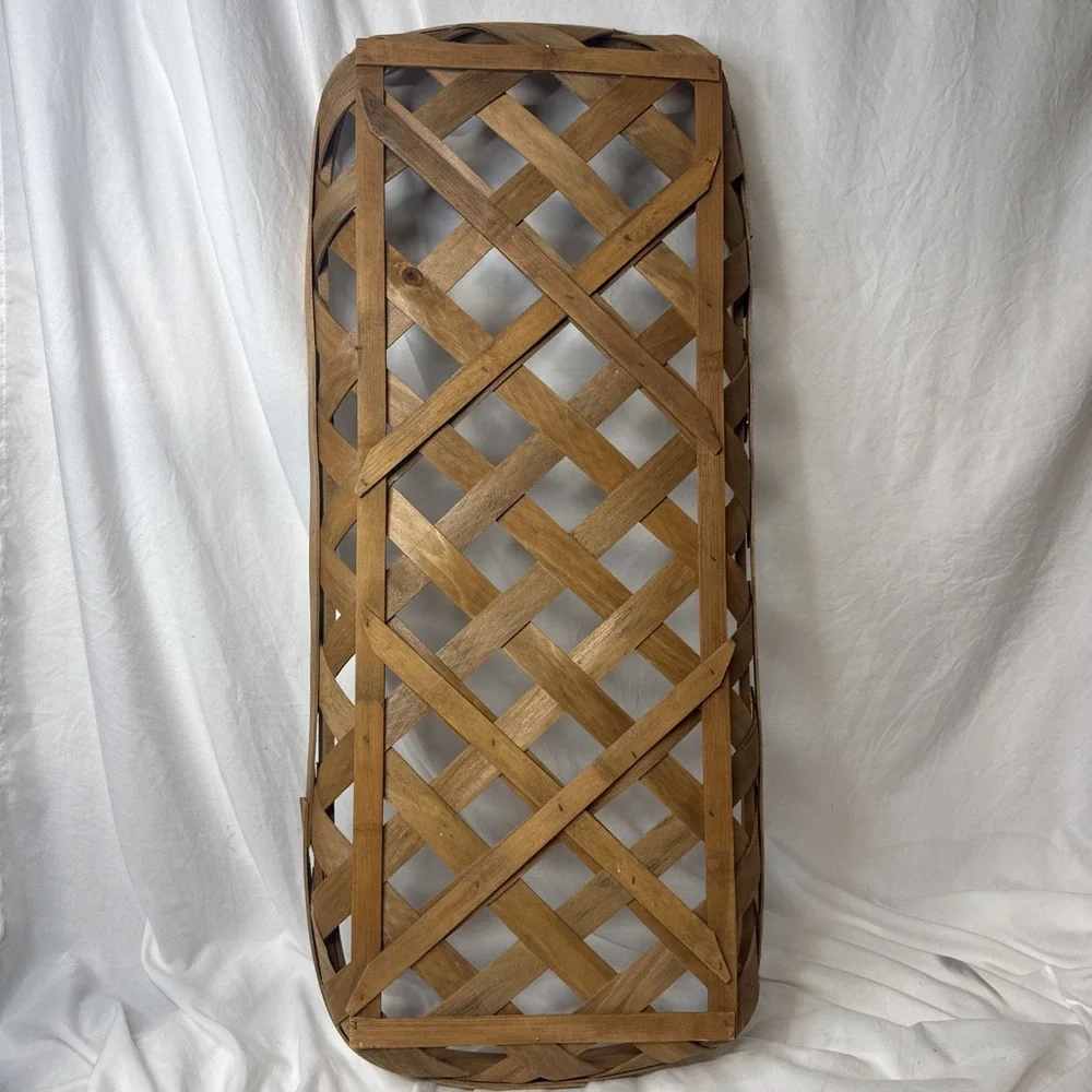 VTG Tobacco Rectangle BASKET  31